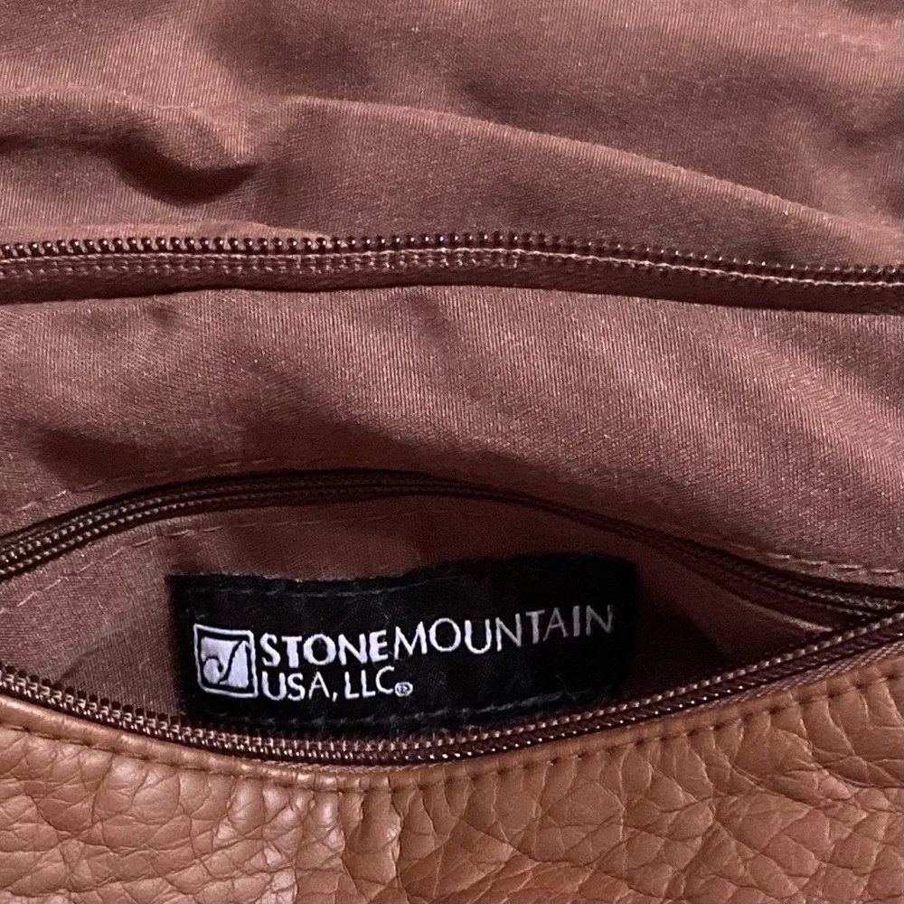 NWOT Stone Mountain Shoulder Bag Purse Brown